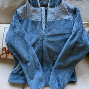 Women’s North Face Fuzzy Full Zip Jacket. Size M.